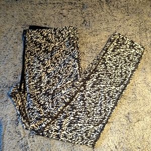 Nike Womens Small Dri-Fit Workout Training Run Legging Pant RN 56323 Black White